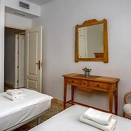 Seaview Flat With Pool Ref 188 4* ميخاس